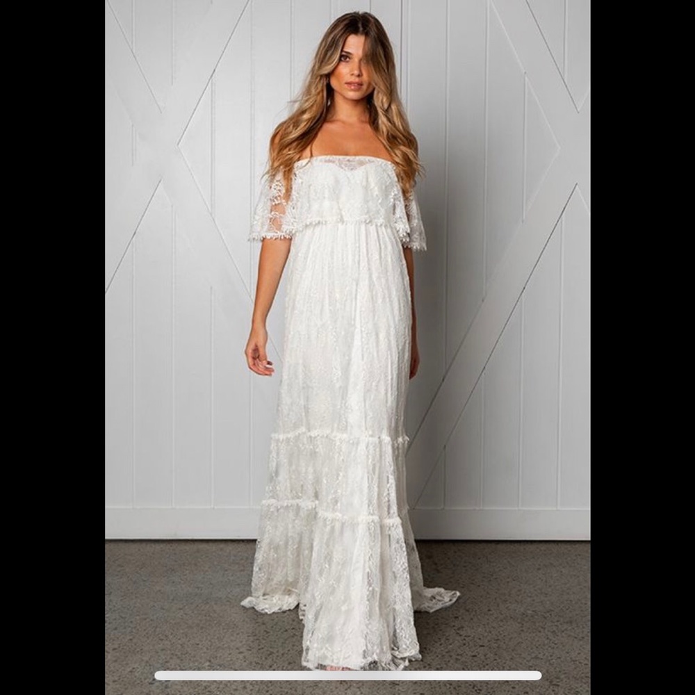 SOLD ! Grace Loves Lace Franca Gown - Picture 2 of 8
